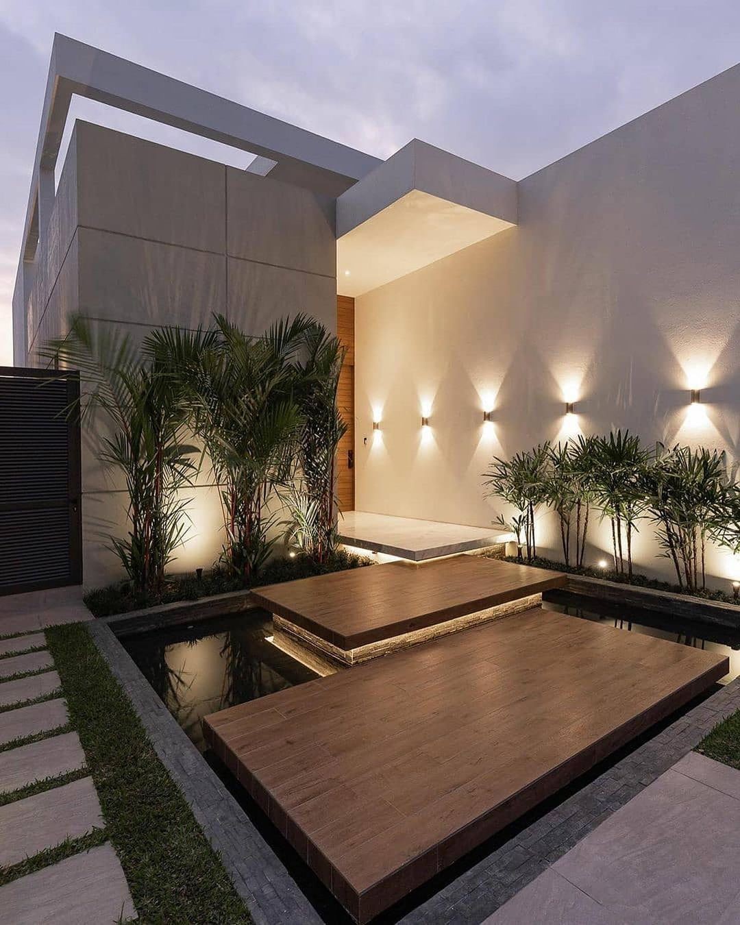 304ddbe4-3ede-4881-be1b-878df1339a05